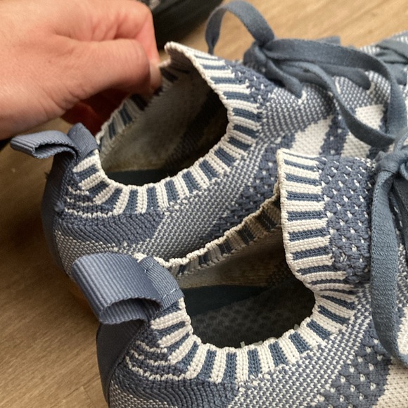 Adidas Very Spezial FlyKnit Shoes - Picture 9 of 10